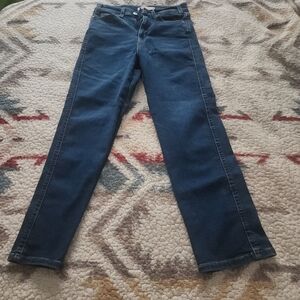 Levis High Rise Straight Leg
